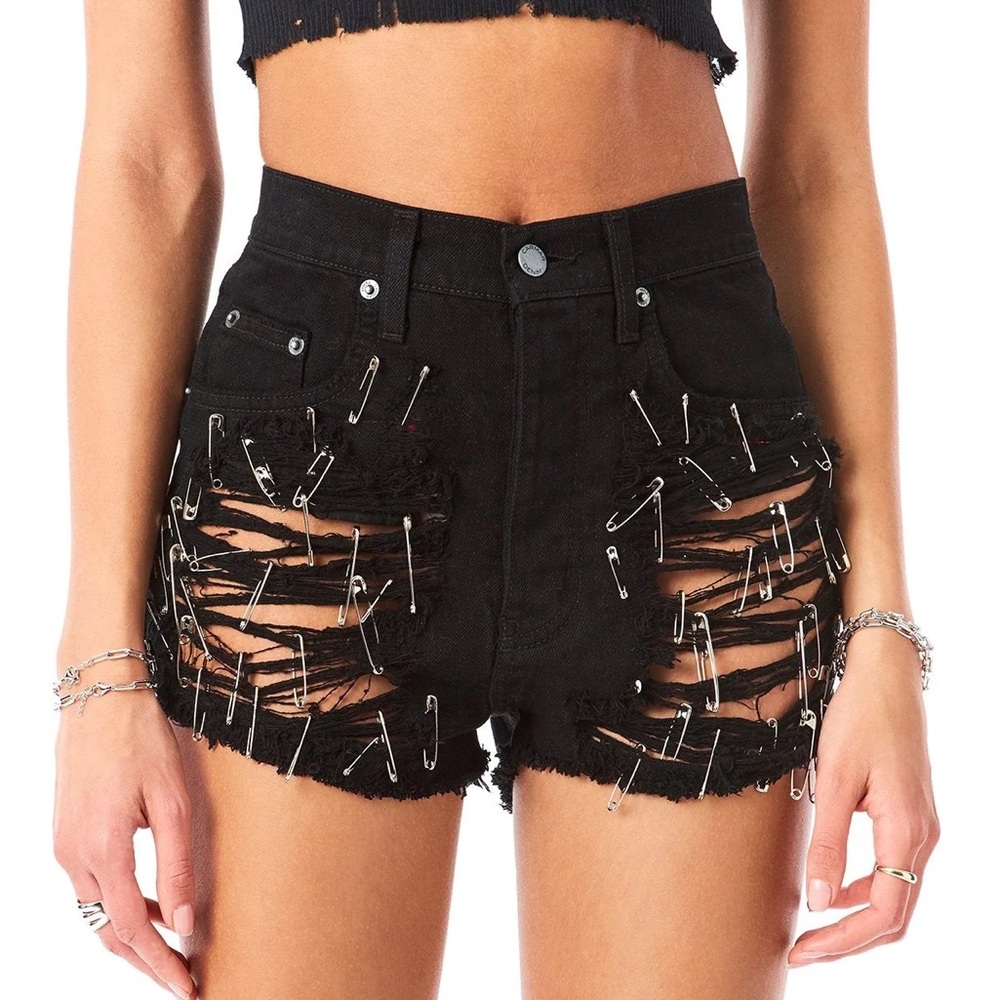 NWT Carmar Titania Black High Waist Safety Pin Shorts Size 30